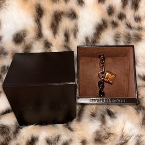 MICHAEL KORS MKJ4343791 Rose Gold Tone & Leopard Chain Bracelet Padlock with Box